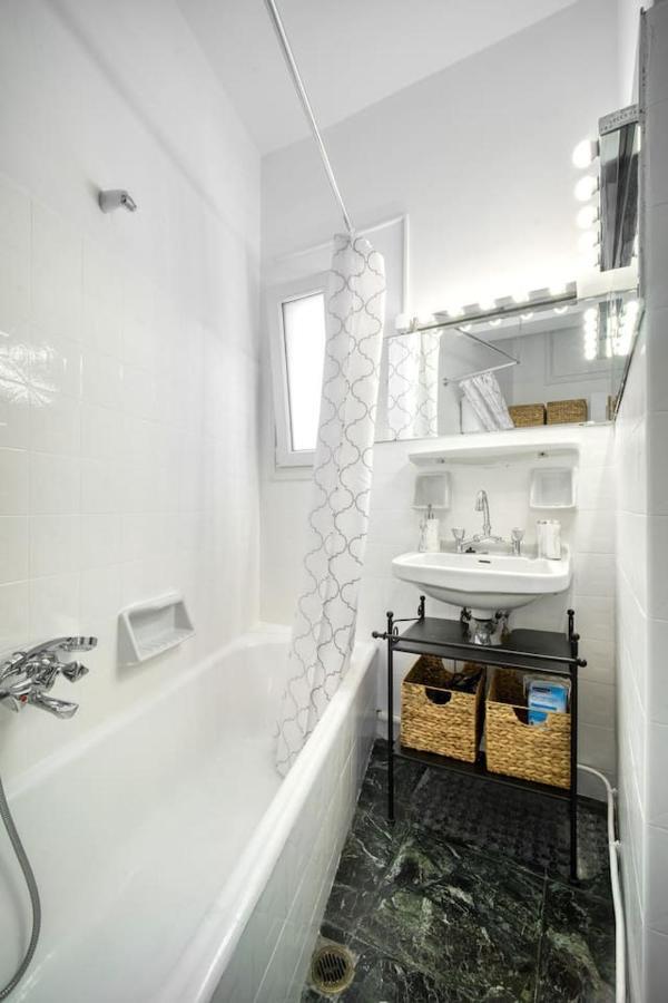 The Cactus Apartment With Large Sunny Balcony Atene Esterno foto